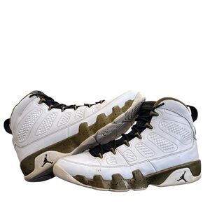 AIR JORDAN 9 - RETRO “STATUE”